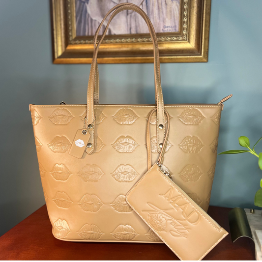 Signature Carryall Tote - Classic Sand